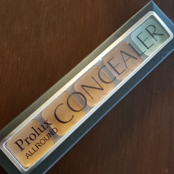 Prolux Allround Concealer - Picture 3 of 5